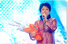 王院长获“最佳慈善魅力公益奖